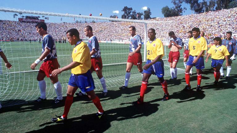 1994 World Cup Finals, Pasadena USA, 22nd June, 1994, USA 2 v Colombia 1, The two team's walk onto the pitch for their Group A match  (Photo by Bob Thomas Sports Photography via Getty Images)